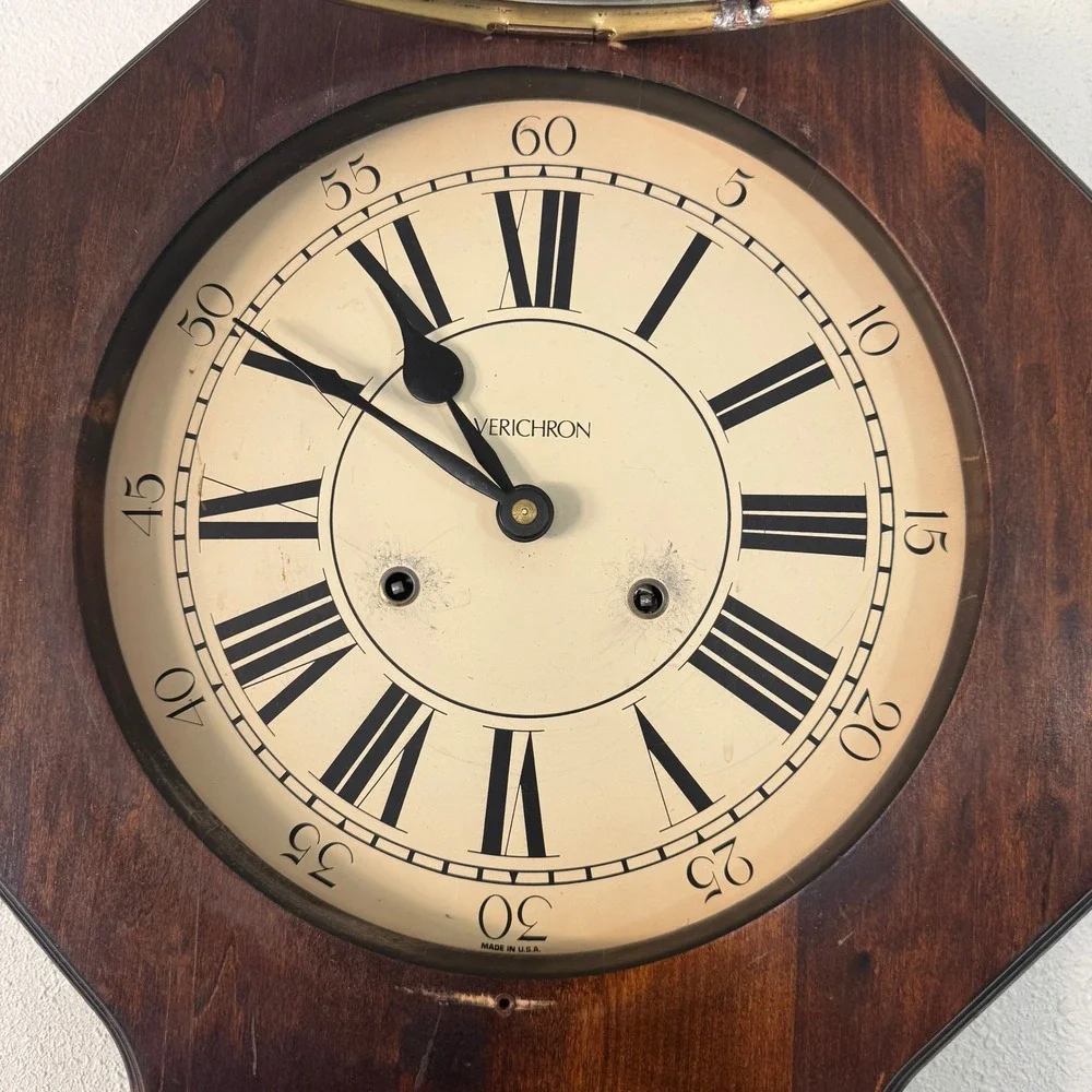 Verichron Regulator Wall Clock Vintage Wood Octagon Key Wind Pendulum USA